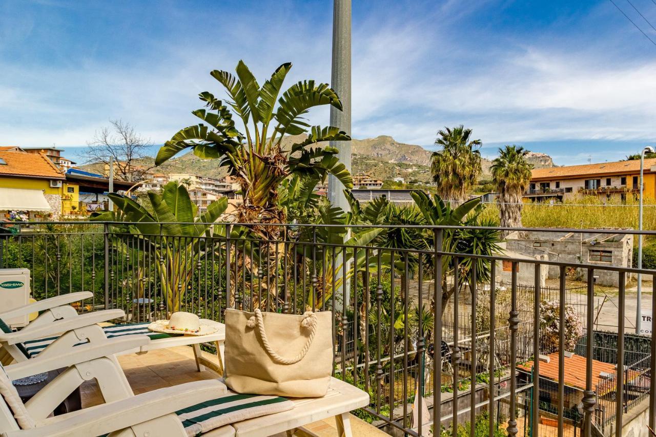 Villetta Desiderio Apartment Giardini Naxos Exterior photo